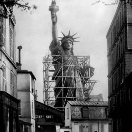 photo: Statue of Liberty (messynessychic.com)